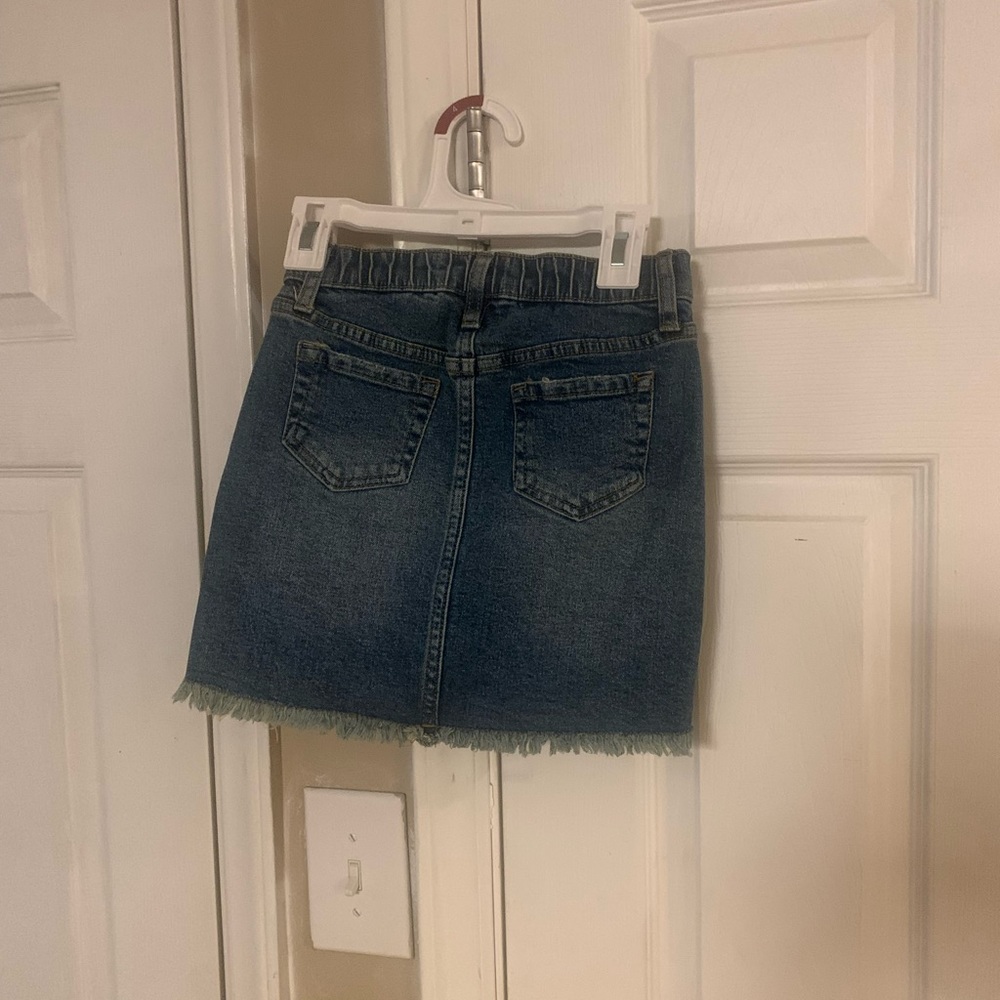 Jean Skirt, Blue girl skirt, Size 6, NWT Never Worn.